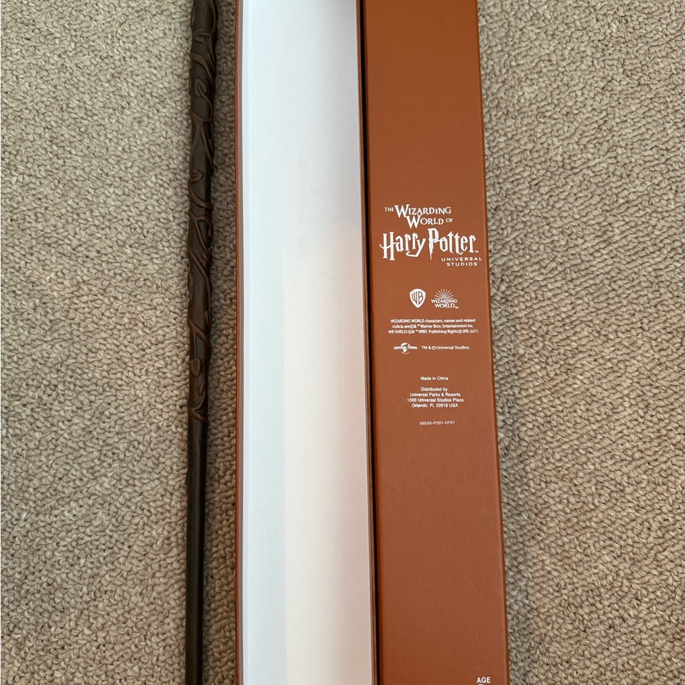 Harry Potter Brown Collectible Interactive Wand with Branded Box